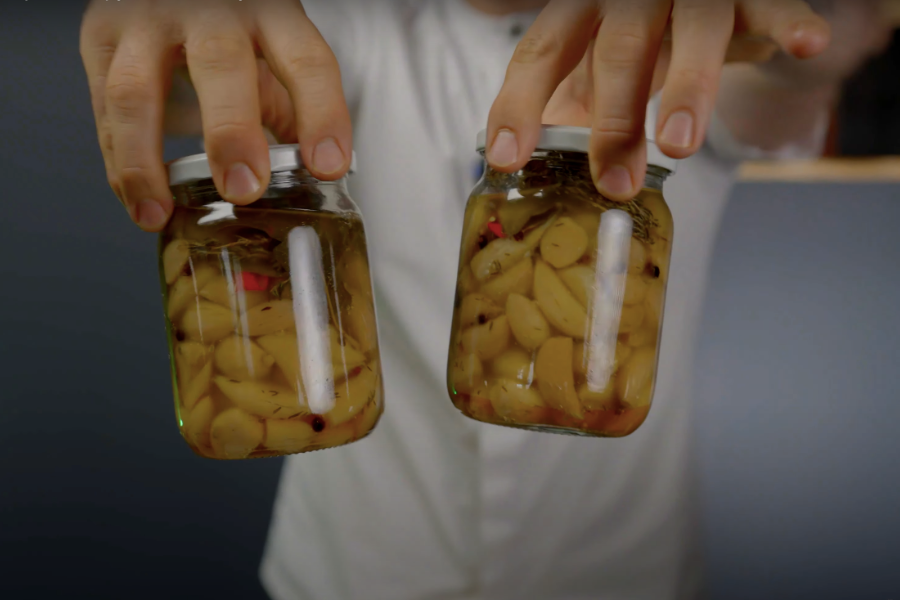 Degustujemy czosnek confit