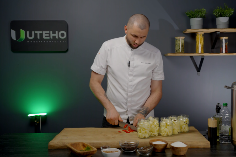 Kroimy paprykę chili